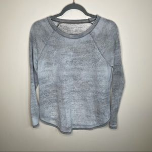 American Eagle Outfitters Gray Long Sleeve Shirt